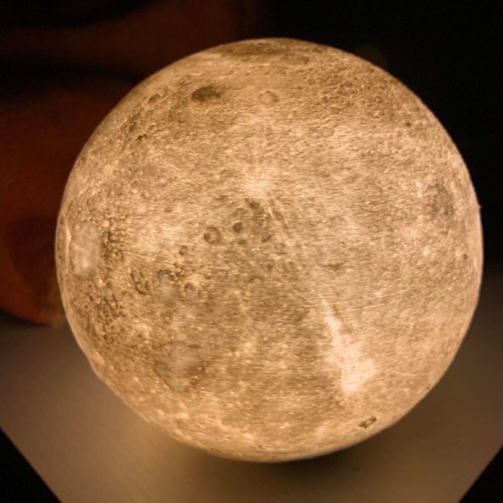 3D printed moon night light